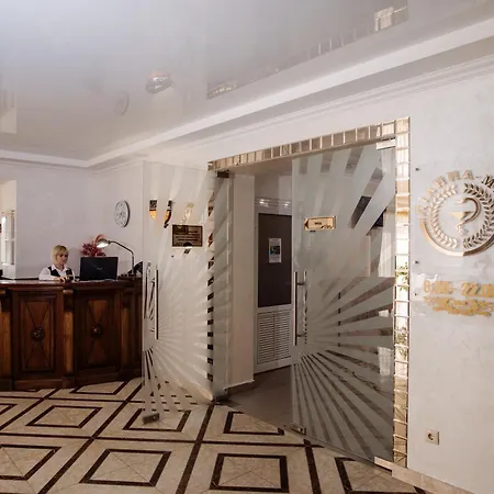 Hotel Dianna 4*