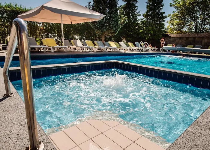 Dianna Otel 4*